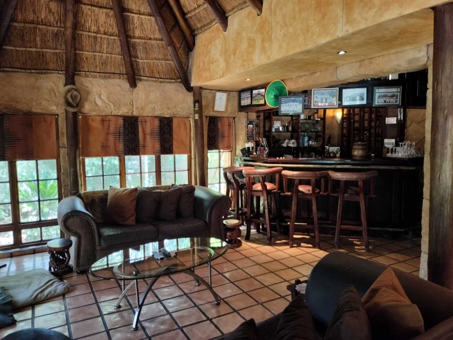 4 Bedroom Property for Sale in Langenhovenpark Free State